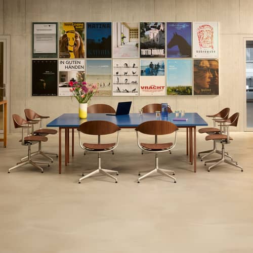 Drehsessel Mynt holz braun / Nussbaum - Vitra - Nussbaum / Fuß aus sandgestrahltem Aluminium - Aluminium, Furnier