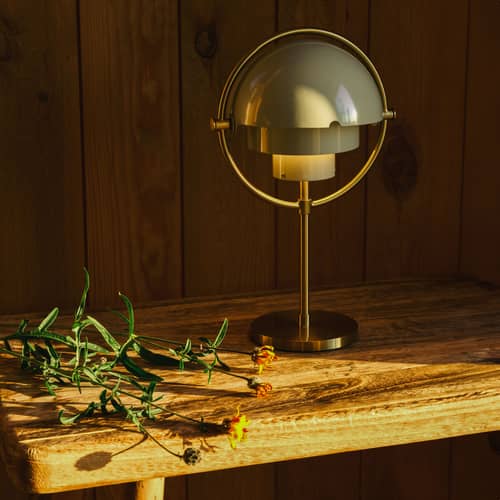 Lampe extérieur sans fil rechargeable Multi-Lite métal gris / Louis Weisdorf, 1972 - Gubi - Gris pastel / Base laiton - Laiton