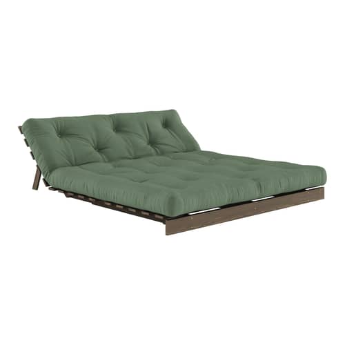 Schlafcouch Roots holz grün / B 160 cm - 3 Positionen / Struktur Braun - KARUP DESIGN - Olivgrün 756 / Holz Braun - FSC-zertifizierte, lackierte Massivkiefer, Gewebe, Recycelte Mischfasern, Schaumstoff