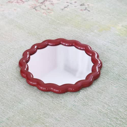Miroir mural Zigzag plastique rouge / Ø 40.5 cm - Polyrésine - & klevering - Ø 40.5 cm / Bordeaux - Polyrésine, Verre
