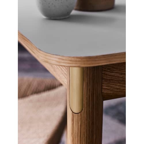Ausziehtisch Patch HW1 corian beige holz natur / Schichtstoff Fenix - L 180 bis 280 cm - &tradition - Beige / Eiche geweißt - Fenix ​​NTM® Mattlaminat, Massive gebleichte Eiche