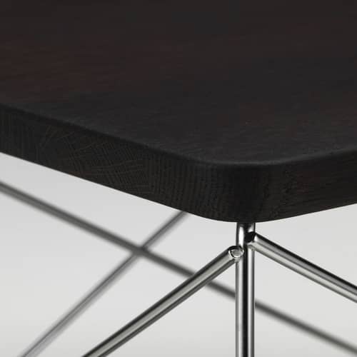 Table d\'appoint Occasional Table LTR / Eames (1950) - Vitra - Chêne foncé / Pied acier - Chêne foncé massif, Fil d\'acier inoxydable