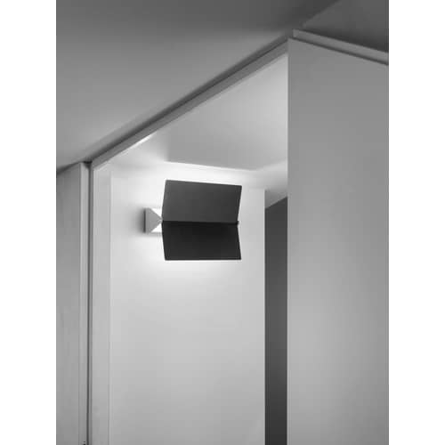 Lampada da parete  metallo nero con alette orientabili piegate LED /Charlotte Perriand, 1964 - Nemo - Nero - alluminio verniciato, metallo verniciato