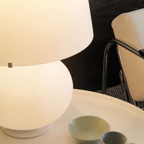 Fontana 1853 Large Table lamp glass white / H 78 cm - Max Ingrand, 1954 - Fontana Arte - White - Painted metal, Satin blown glass