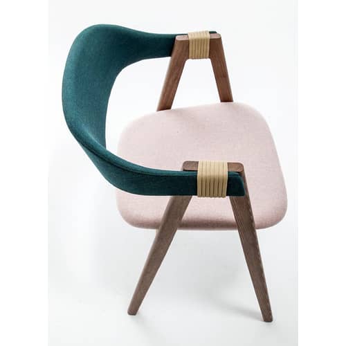 Fauteuil rembourré Mathilda tissu bleu rose vert bois naturel - Moroso - Turquoise / Rose pâle / Frêne teinté  - Mousse, Noyer massif, Tissu Kvadrat