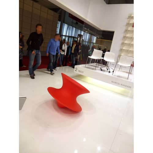 Rocking chair Spun Magis / Thomas Heatherwick, 2010 - Red