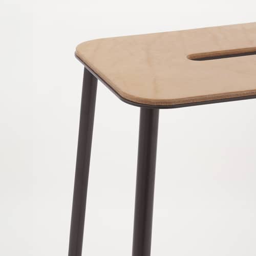Tabouret Adam / H 50 cm - Indoor - Frama  - Cuir beige / Noir - Acier laqué, Bois, Cuir
