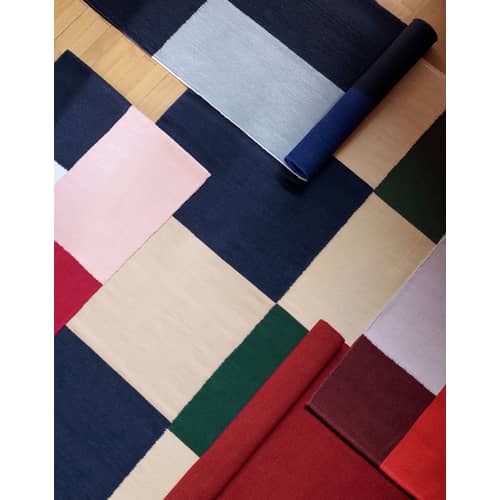 Tapis Flat works  multicolore / Par l\'artiste Ethan Cook - 200 x 300 cm - Hay - Pêche, vert & bleu (Carreaux) - Coton biologique, Laine