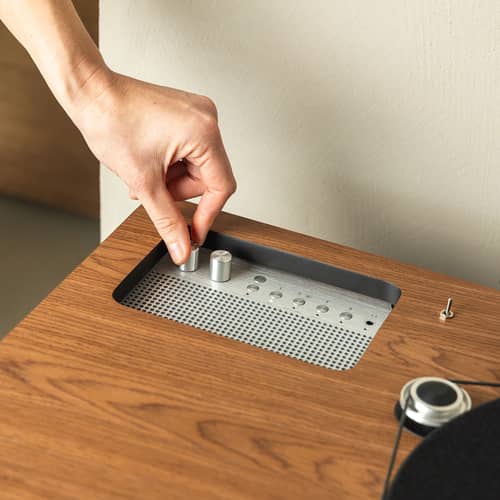 Enceinte Hi-Fi Bluetooth LX Platine Connect / Platine vinyle intégrée - La Boîte Concept - Noyer & noir - Aluminium, Chêne, MDF