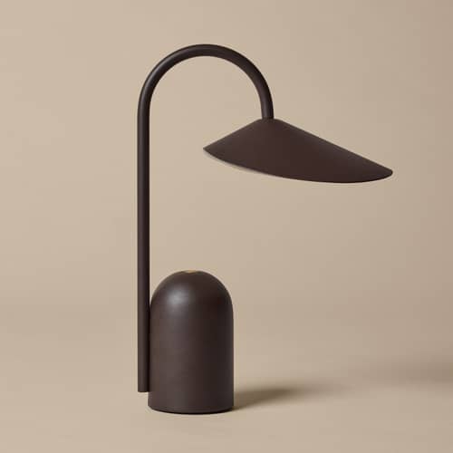 Lampe sans fil rechargeable Arum LED - Ferm Living - Chocolat foncé - Aluminium, Fer