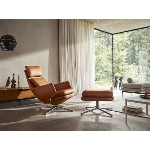 Set fauteuil & repose-pieds Grand Relax & Ottoman cuir marron / Pivotant & inclinable - Vitra - Cognac (cuir) / Cognac foncé (cuir) -  Duvet,  Plumes, Aluminium injecté poli, Mousse polyuréthane, Plastique