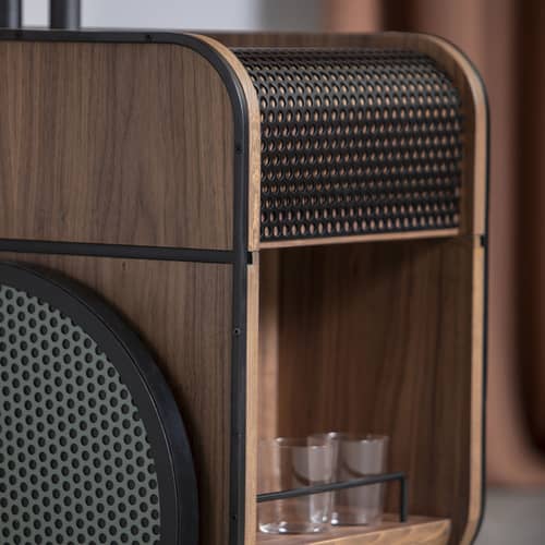 Desserte Trink / Chariot bar - 100 x 54 x H 75 cm / Tôle perforée - KANN DESIGN - Noyer / Roues vert fumé - Acier, Aluminium, Caoutchouc, Noyer massif laqué, Placage de noyer