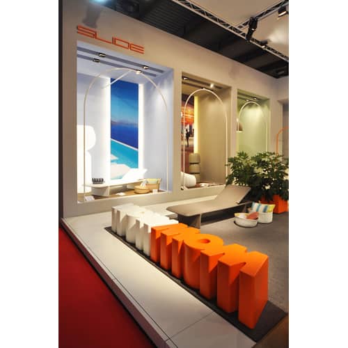 Banc Wow plastique rouge / L 147 cm - Slide - Rouge - Polyéthylène