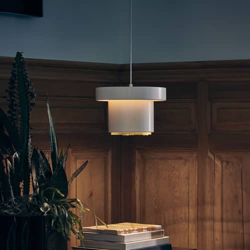 Suspension A201 / Alvar Aalto, 1952 - ARTEK - Blanc / Laiton - Acier