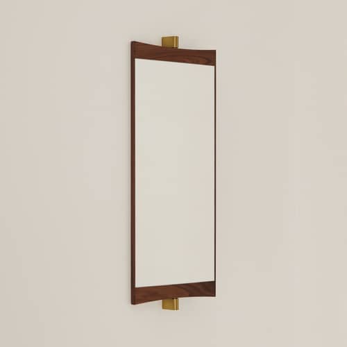Vanity 1 Wall mirror natural wood / L 28 x H 73.8 cm - Rotating - Gubi - L 28 x H 73.8 cm - Brass, Glass, Walnut veneer