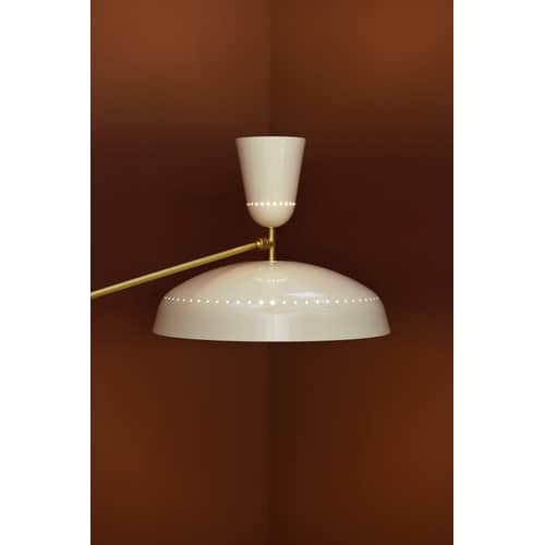 Stehleuchte G1 metall beige / Neuauflage des Originalmodells von 1951, Pierre Guariche / H 120 cm - SAMMODE STUDIO - Cremefarben glänzend - Aluminium, Messing