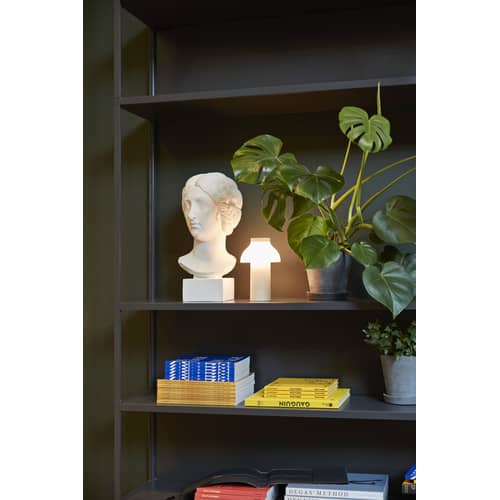 Lampe extérieur sans fil rechargeable PC Portable plastique beige blanc / Pierre Charpin - Hay - Crème - ABS, Polyéthylène
