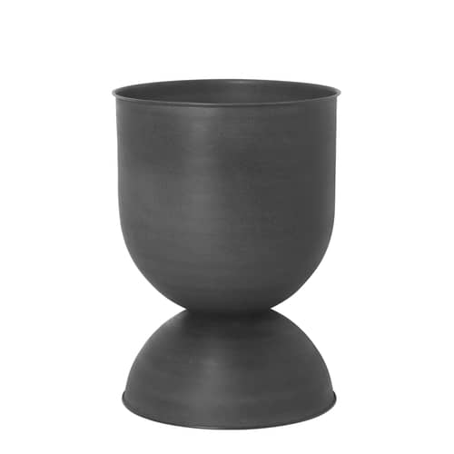 Blumentopf Hourglass Medium metall schwarz / Metall - Ø 41 x H 59 cm - Ferm Living - H 59 cm / Schwarz - Gealtertes Metall