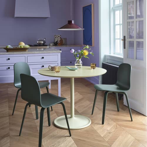 Runder Tisch Soft holz grau / Ø 95 x H 73 cm - Muuto - Grau (Linoleum) / Grauer Fuß - Gegossenes Aluminium, Holzfaserplatte, Linoleum