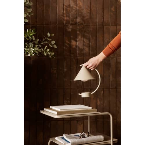 Level End table metal beige / 55 x 35 x H 45 cm - Ferm Living - Cashmere beige - Powder-coated steel