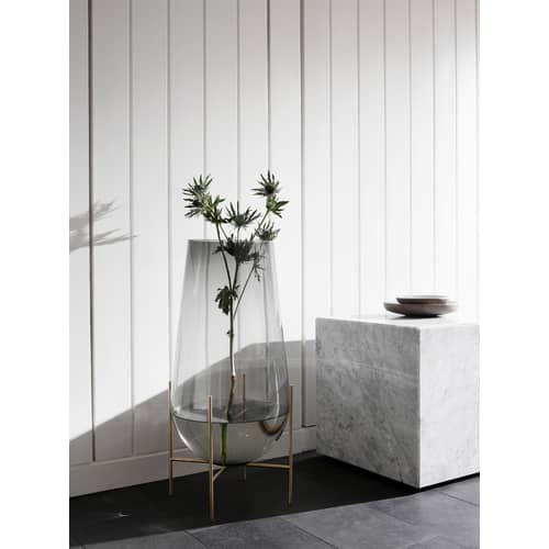 Vase Echasse Large métal verre gris or / H 60 cm - Audo Copenhagen - H 60 cm / Fumé & Laiton - Laiton massif, Verre