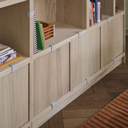 Accessoire / Socle L 131 x P 35 x H 10 cm - Pour modules Stacked Medium ou Large - Muuto - Blanc - MDF peint