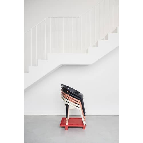 Fauteuil empilable Bell plastique orange / Polypropylène recyclé (éco-conçu) - Konstantin Grcic, 2020 - Magis - Orange Sunrise - Polypropylène recyclé