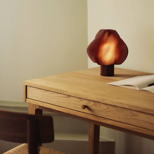 Lampe sans fil rechargeable Soft Serve rouge - CRÈME ATELIER - Cerise - PLA recyclé