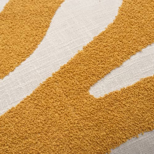 Housse de coussin Marlie vert / 60 x 40 cm - Broderies relief - BROSTE COPENHAGEN - Jaune doré / Avoine - Coton