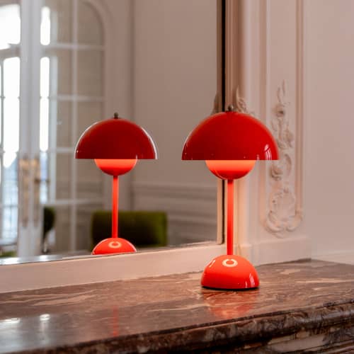 Lampe sans fil rechargeable Flowerpot VP9 (1968) / Edition limitée 25 ans - &tradition - Poppy Red (édition limitée) - Polycarbonate