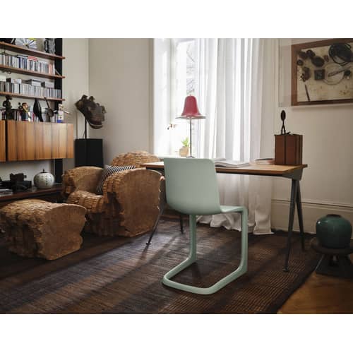 EVO-C Chair plastic material green / Polypropylene - Vitra - Light mint - Polypropylene