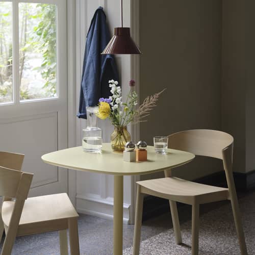 Vase Silent verre orange / Ø 11 x H 13,4 cm - Muuto - Orange - Verre soufflé bouche