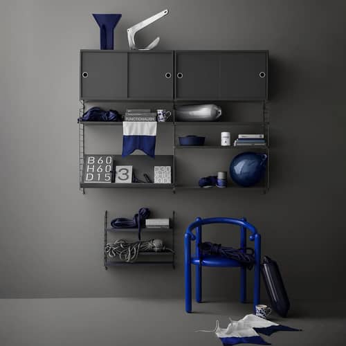 String® Pocket Shelf wood blue / W 60 x H 50 cm - Reissued 1949 - String Furniture - Nybro Blue - Lacquered steel, Painted MDF