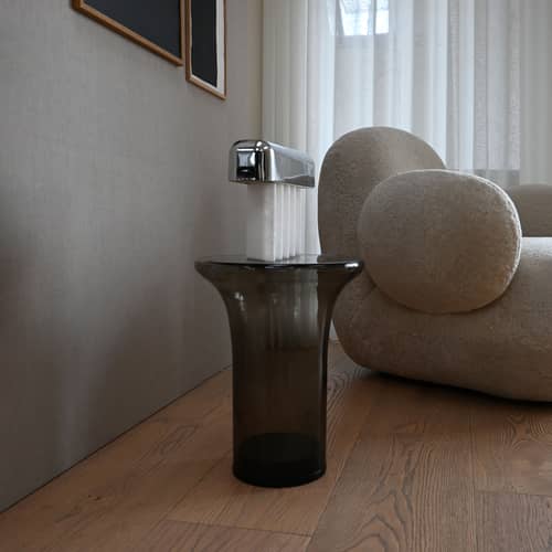 Trumpet Tall End table glass brown / Ø 35 x H 40 cm - 101 COPENHAGEN - Burnish Brown - Mouth blown glass