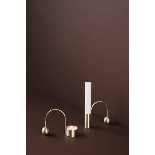 Kerzenleuchter Balance metall gold / für Stabkerzen - Ferm Living - Für Stabkerzen / Messing - Massives Messing