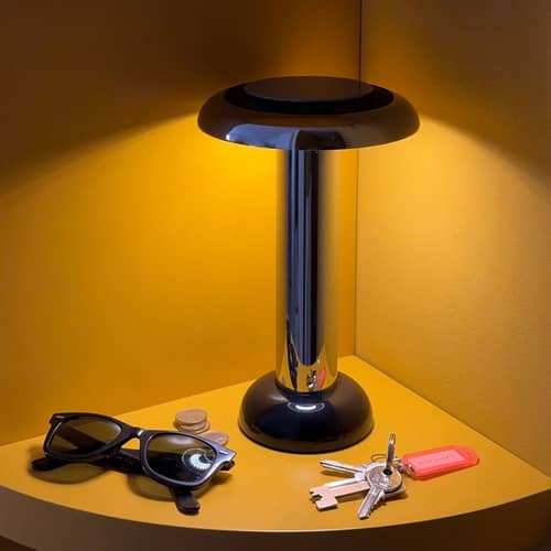 Lampe sans fil rechargeable PL6 LED / By George Sowden - Ø 16 x H 26 cm - SOWDEN - Chromé & noir - Aluminium