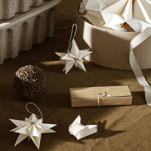 Decorazione da sospendere Amanda carta beige / Set di 3 - Carta FSC piegata a mano / 6 x 6 cm - Ferm Living - écru - Carta