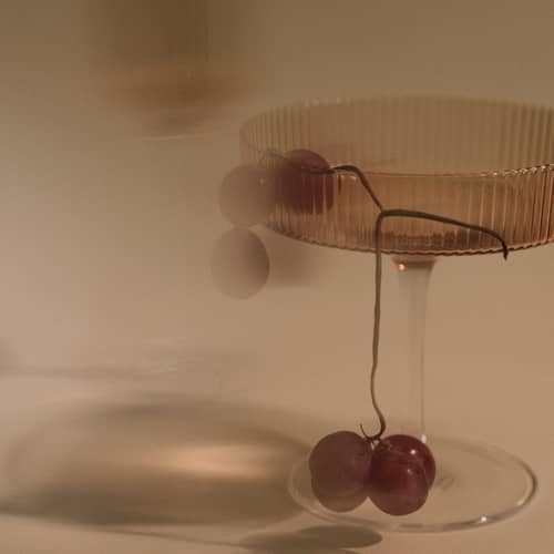 Set de 2 coupes à champagne Ripple verre rose - Ferm Living - Rose poudré - Verre soufflé bouche