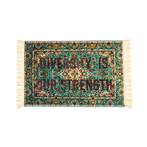 Teppich Burnt - Diversity textil bunt / 80 x 120 cm - Durch Verbrennung erhaltene Beschriftung - Seletti - Diversity - Polyesterfaser