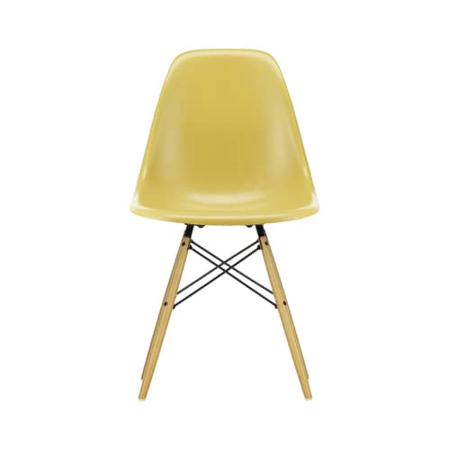 Chaise DSW - Eames Fiberglass Side Chair / (1950) - Bois clair - Vitra - Ocre clair / Erable nuance jaune - Érable massif, Polyester renforcé de fibre de verre