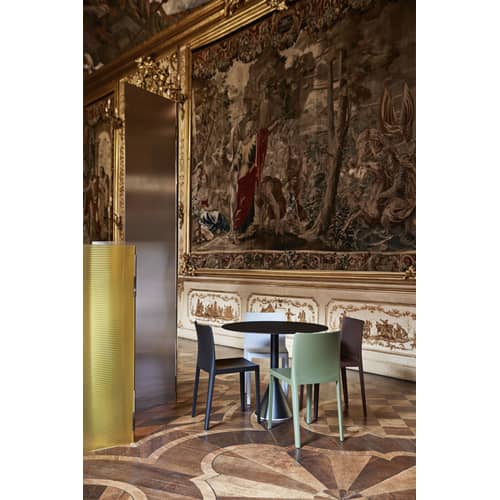 Palissade Cone Round table metal green / Ø 70 - R. & E. Bouroullec - Hay - Olive green - Epoxy lacquered steel, Tinted concrete