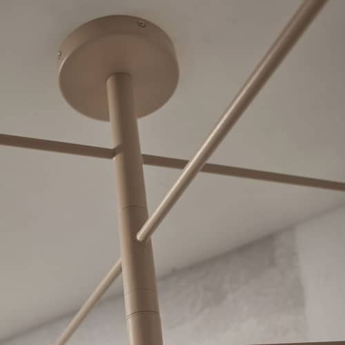 Deckenleuchte Izmir metall beige / Verstellbare Arme & ausrichtbare Lampenschirme - L 124 cm - It\'s about Romi - Sandfarben - Eisen