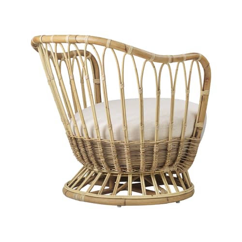 Gepolsterter Sessel Grace faser weiß / Neuauflage des Originalmodells aus dem Jahre 1936 - Rattan & Stoff - Gubi - Naturweiß (Stoff Clay) - Gewebe, Rattan, Schaumstoff