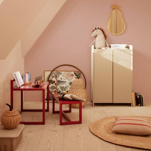 Banc enfant Little Architect / L 62 cm - Ferm Living - Coquelicot - Frêne massif, MDF, Placage de frêne