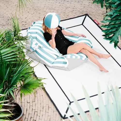 Pouf d\'extérieur flottant Original Floatzac tissu bleu / Sangles ajustables - Fatboy - Rayé azur & gris clair -  Micro-billes EPS, Acrylique, Tissu oléfine