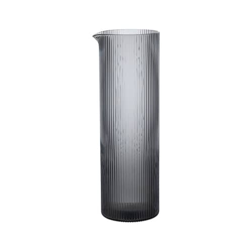 Caraffa Ripple vetro grigio / 1.12 En&ls - Vetro a coste - Ferm Living - Affumicato grigio - Vetro soffiato a bocca