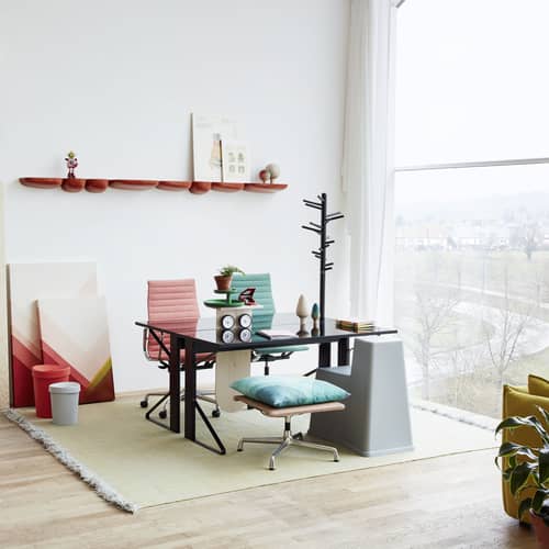 Fauteuil à roulettes Aluminium Chair EA119 / Dossier haut / Eames, 1958 - Vitra - Noir (cuir) / Alu chromé - Aluminium injecté, Cuir de vache, Mousse polyuréthane