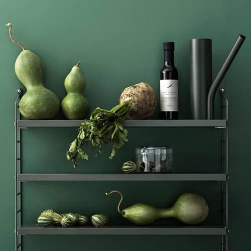 String® Pocket Shelf wood green / W 60 x H 50 cm - Reissued 1949 - String Furniture - Sage green - Lacquered steel, Painted MDF