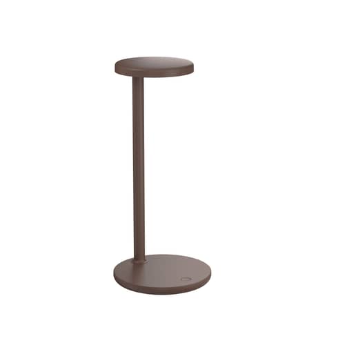 Tischleuchte Oblique QI LED metall braun / LED - Mit USB-C-Anschluss und Induktionsladegerät - Flos - Braun matt - Gegossenes Aluminium