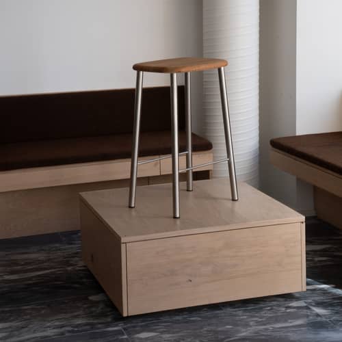 Bird Bar stool natural wood / H 65 cm - Unpadded - raawii - Steel / Oak seat - Solid oak, Stainless steel
